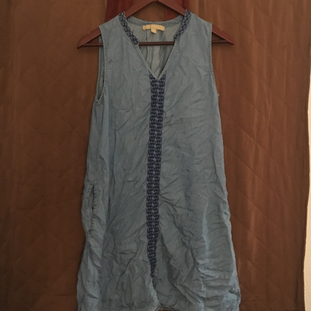 Hope & Harlow Blue Embroidered Dress